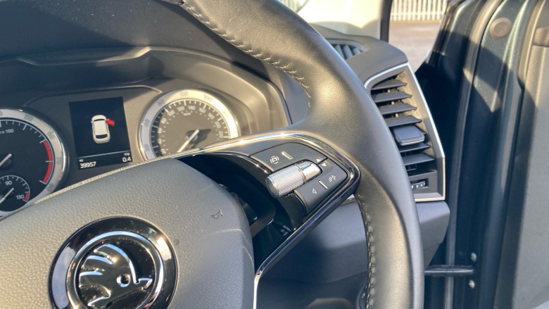 Skoda Karoq 1.5 TSI SE L 5dr DSG Petrol Estate